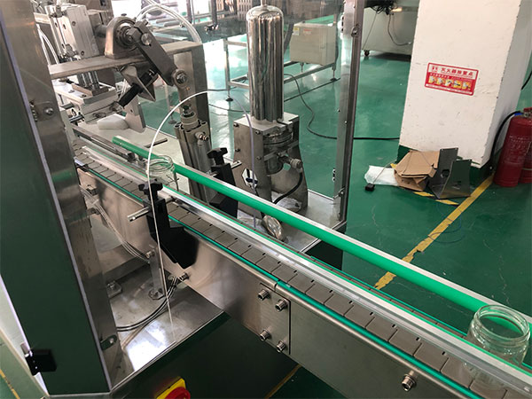 成套剁椒醬灌裝機械