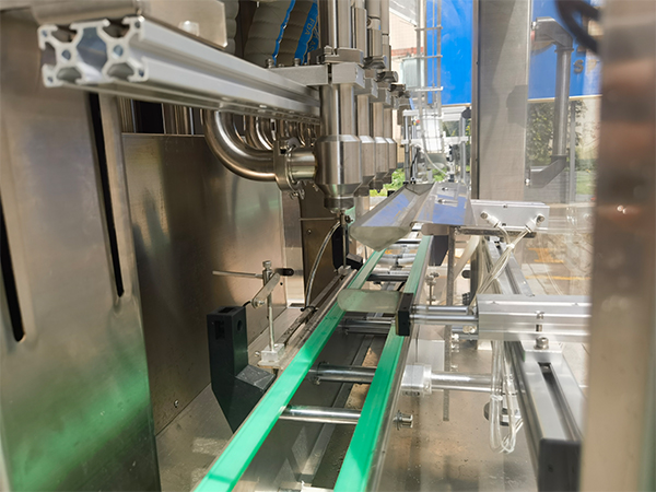 長沙辣椒醬灌裝機(jī)