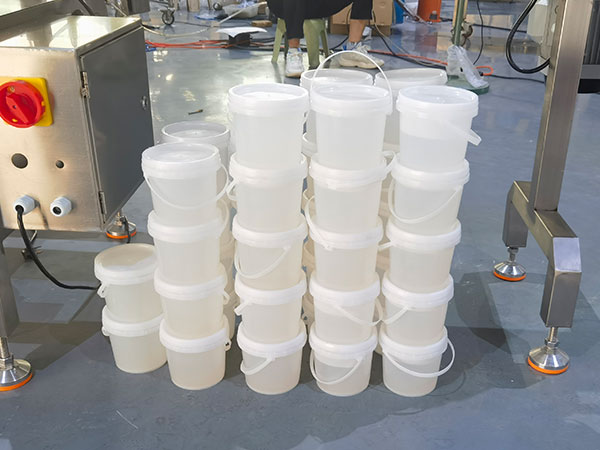 全自動牛肉片灌裝機(jī)